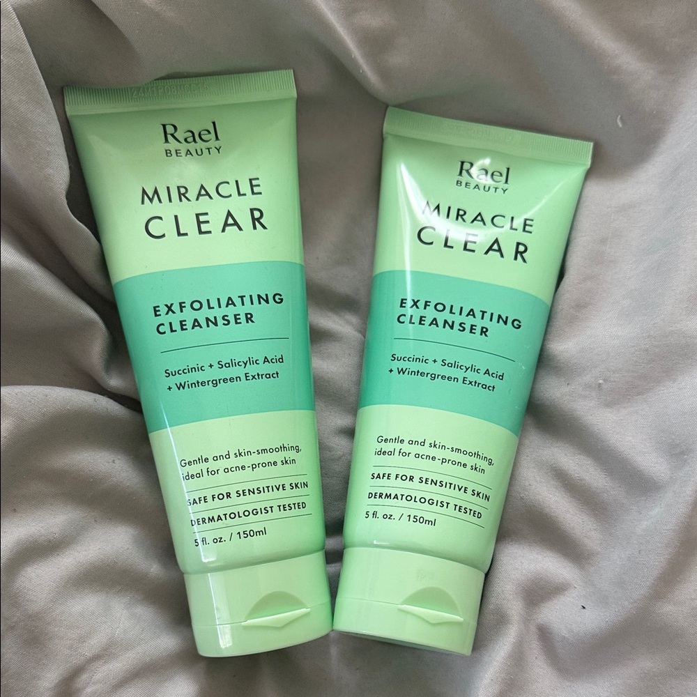 Rael Beauty Miracle Clear Exfoliating Cleanser